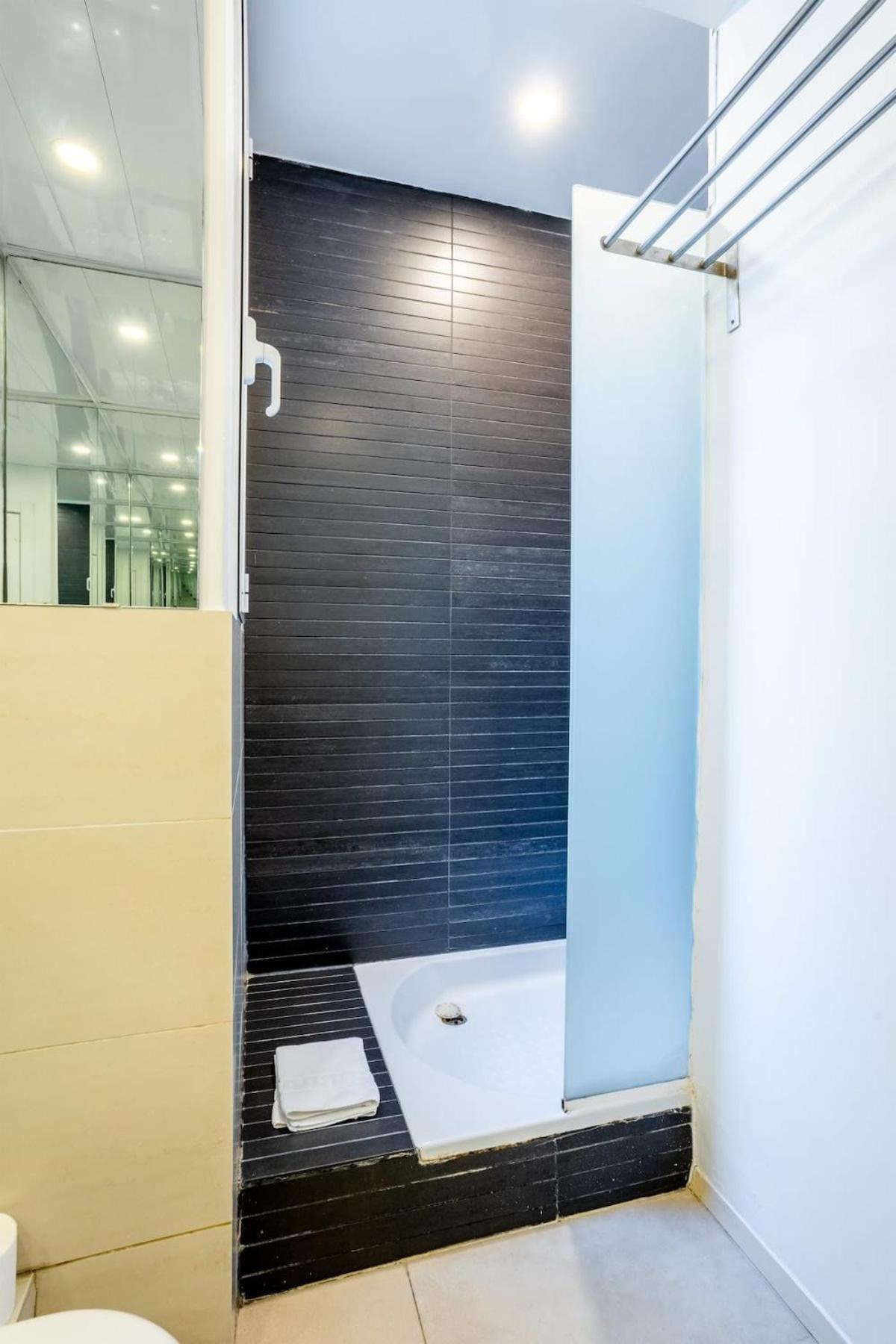 Appartement Eixample Next To Paseo De Gracia Modern 3bd Barcelone